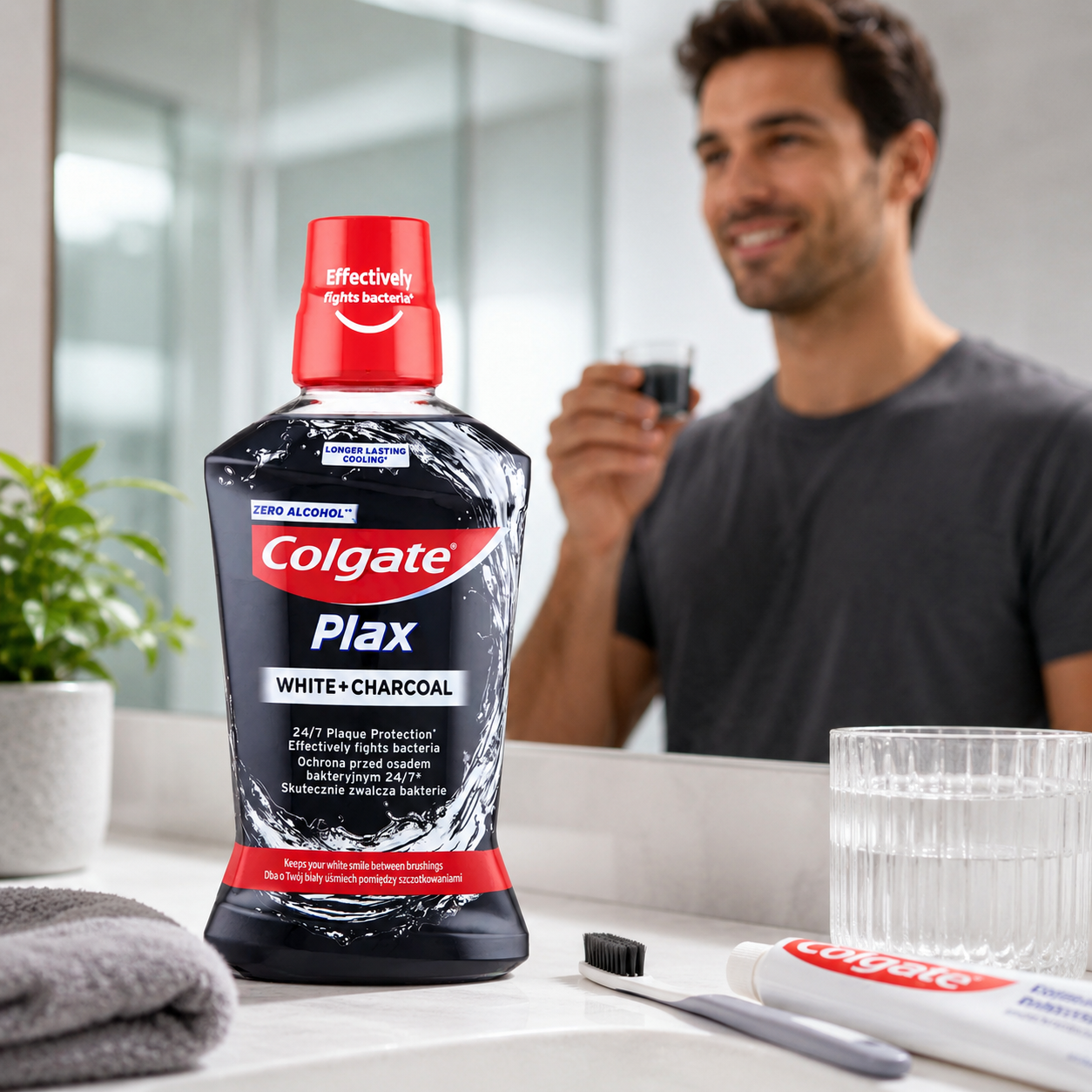 Colgate Plax White + Charcoal szájvíz 500ml